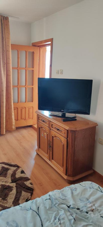 Cazare Buzau Apartment Ngoại thất bức ảnh